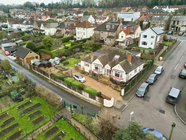House for sale in Hertford, Colliers End