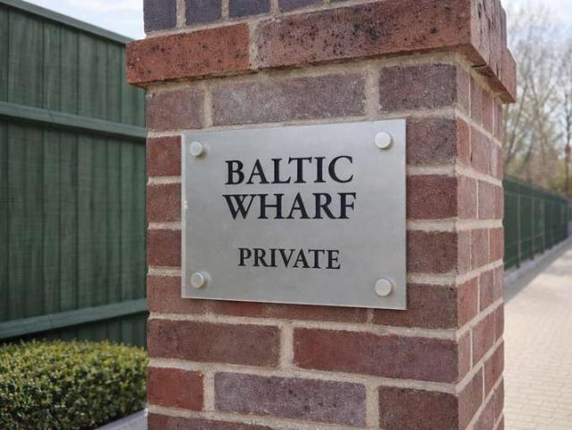 Townhouse for sale in Lakenham, East Bank