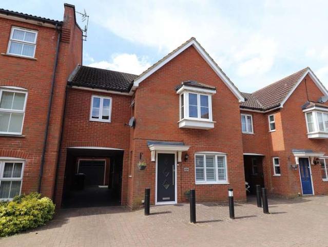House for sale in Great Ashby, King's Walden