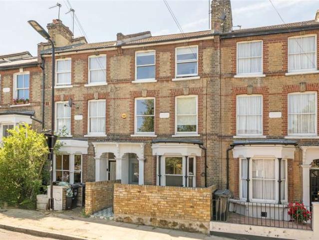House for sale in Homerton, Greater London