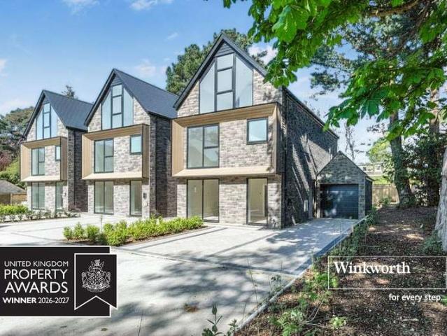 House for sale in Tricketts Cross, Ferndown