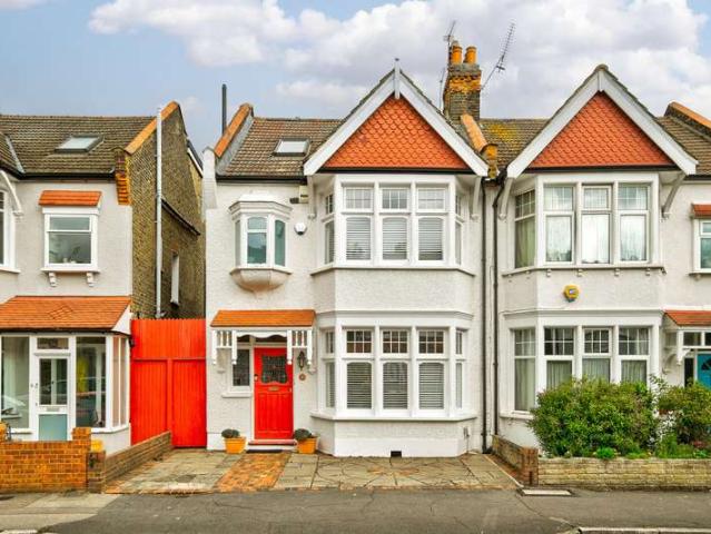 House for sale in Wanstead, Greater London