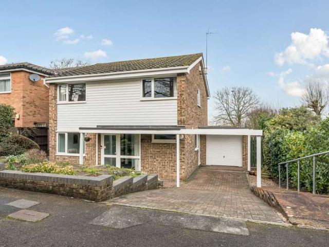 House for sale in Dedworth, Windsor