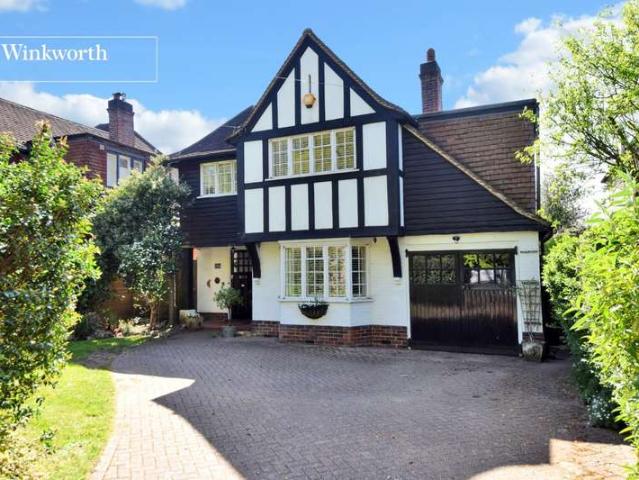 House for sale in Greater London
