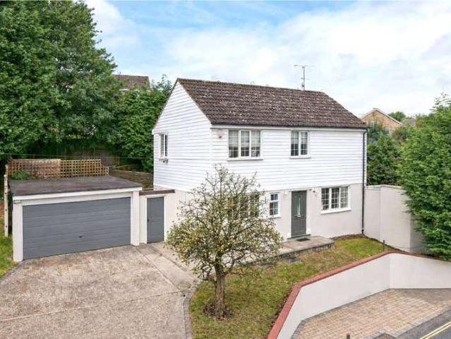 House for sale in Midway, Kent