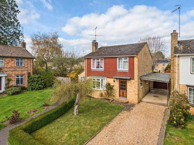 House for sale in Fole, Surrey