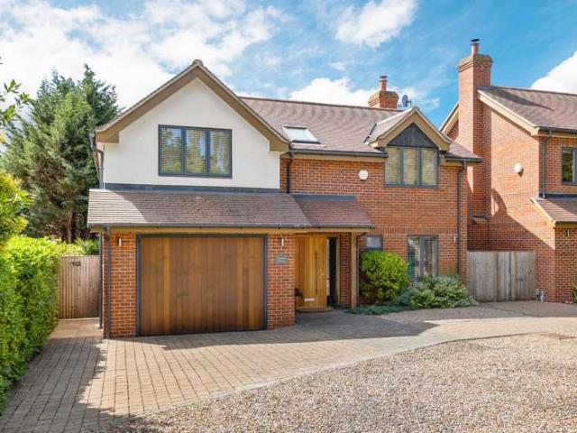 House for sale in Rooks Nest, Shephall