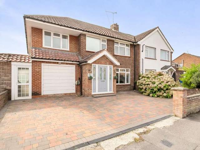 House for sale in Clewer Village, Windsor