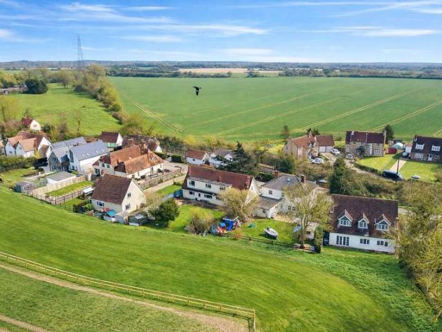 House for sale in Chipping Hill, Essex