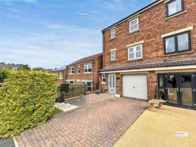 House for sale in West Shield Row Villas, Stanley