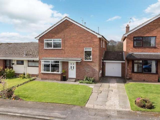House for sale in Comberbach, Cheshire