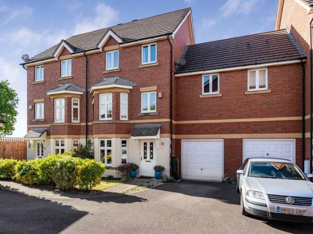 House for sale in Golden Valley, Gloucestershire