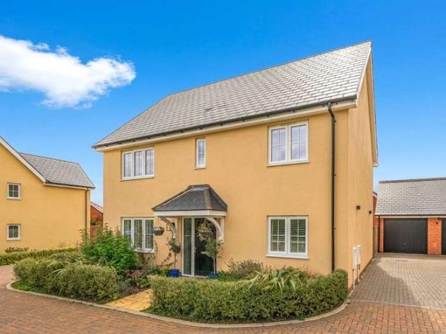 House for sale in Chipping Hill, Essex