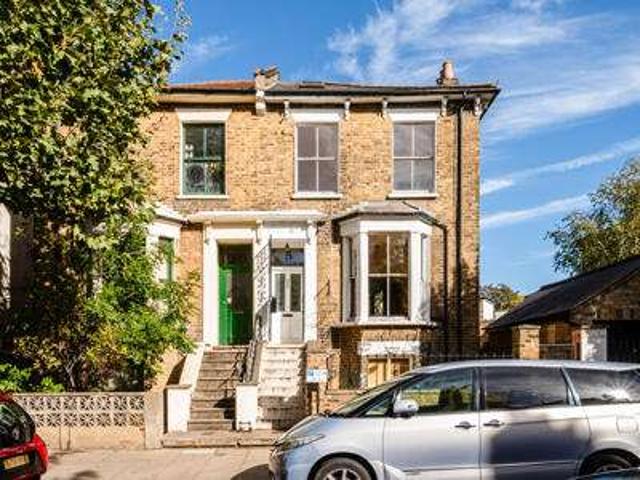 House for sale in Victoria Park Village, Greater London