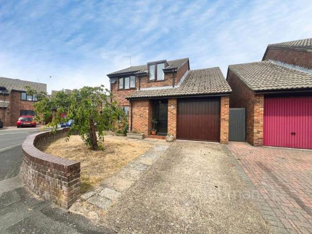 House for sale in Aldershot, Hampshire