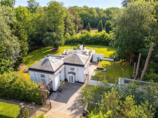 House for sale in Row Town, Surrey