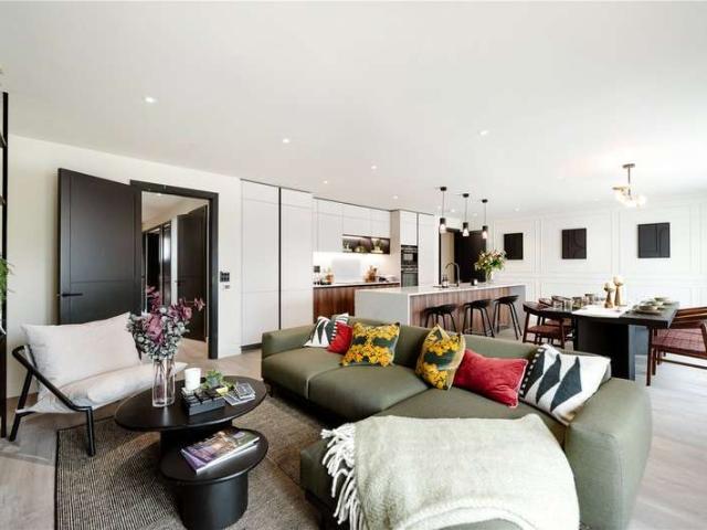 House for sale in London Borough of Enfield, Greater London