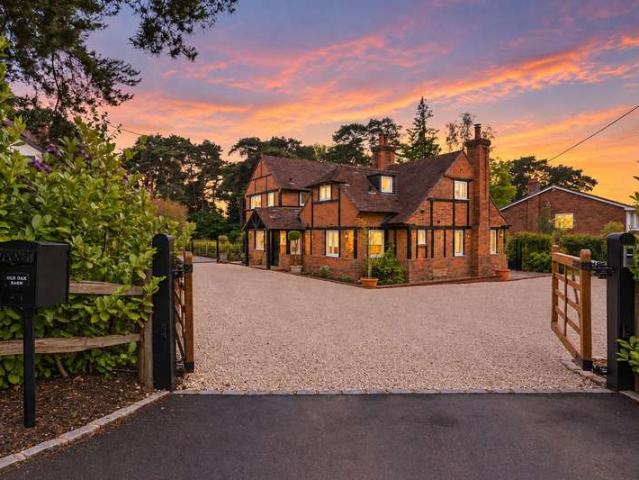 House for sale in Lightwater, Surrey Heath