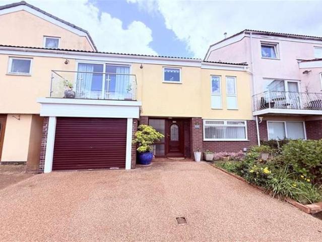 House for sale in Murdishaw, Halton