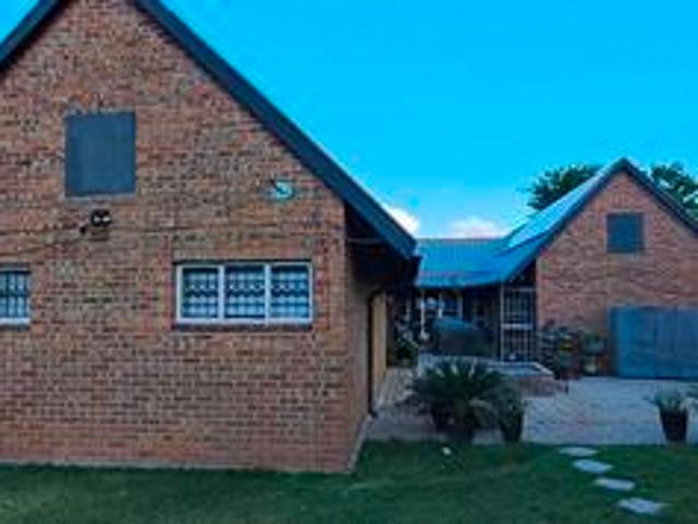 House for sale in Dr Ruth Segomotsi Mompati District Municipality, North West