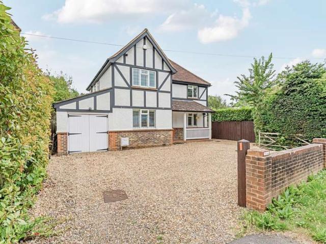 House for sale in Westfield, Woking