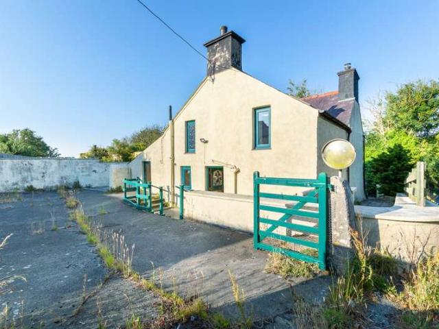 House for sale in Llanerchymedd, Wales