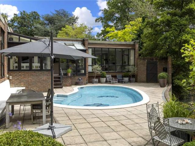 House for sale in Claremont Park, Blackhills