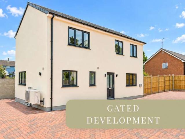 House for sale in Longwell Green, Cadbury Heath