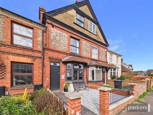 House for sale in Twyford