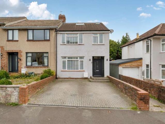 House for sale in Feckenham, City Of Bristol