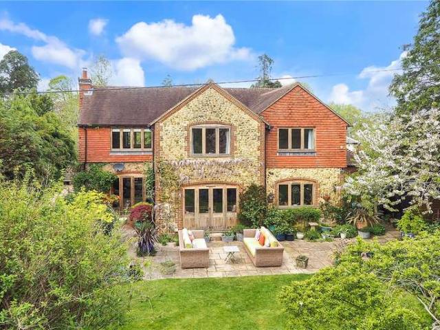 House for sale in Bolton Low Houses, Hampshire
