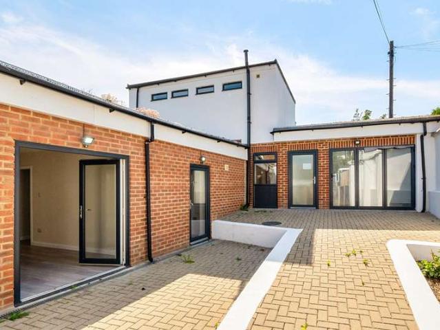 House for sale in Greater London