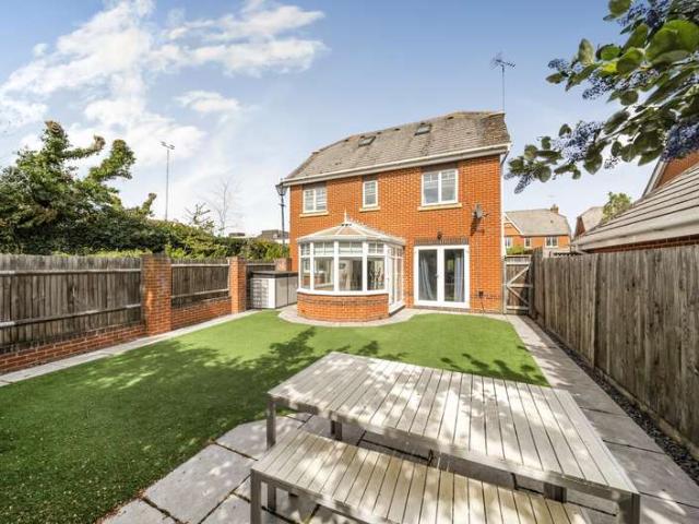 House for sale in Clewer Village, Windsor