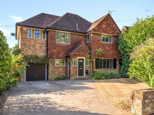 House for sale in Lower Green Esher, Blackhills
