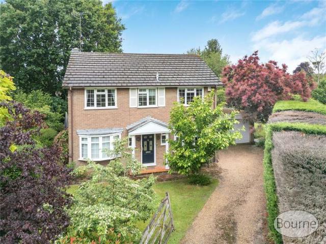 House for sale in Horsell, Woking