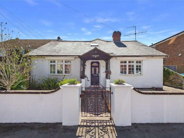 House for sale in Lightwater, Surrey Heath