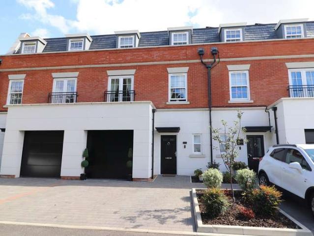 House for sale in Old Town, Shephall
