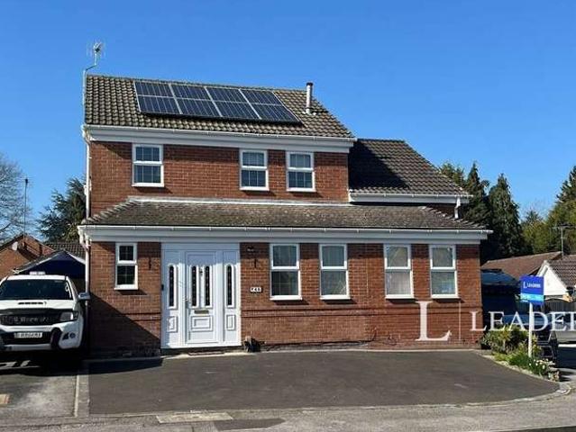 House for sale in Potters Corner, East Midlands