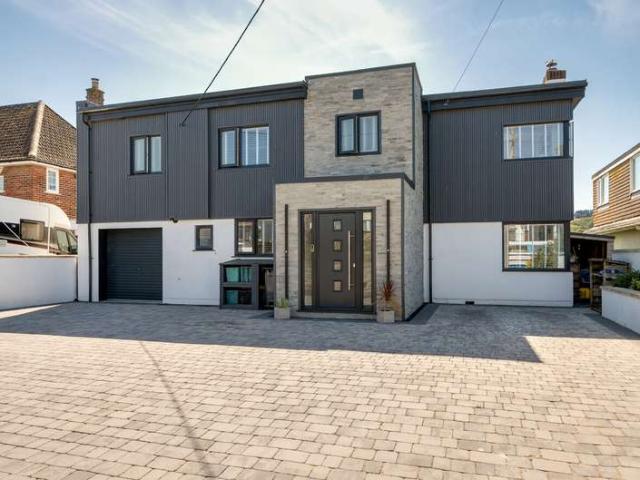 House for sale in Locking Parklands, Locking