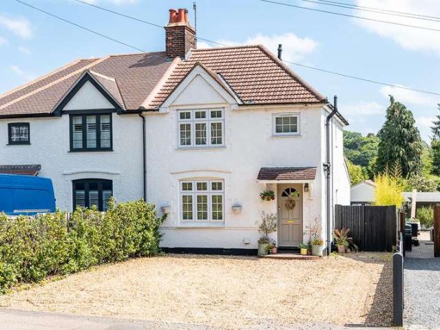 House for sale in Hertford, Colliers End