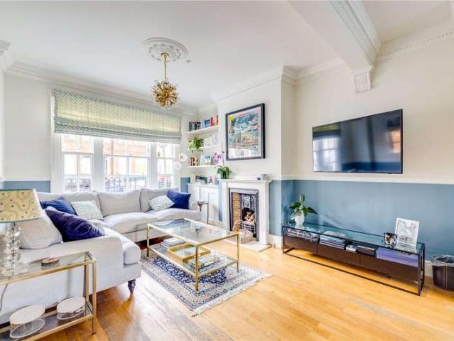 House for sale in Fulham, Sands End
