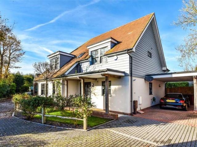 House for sale in Hunston, Littlecote