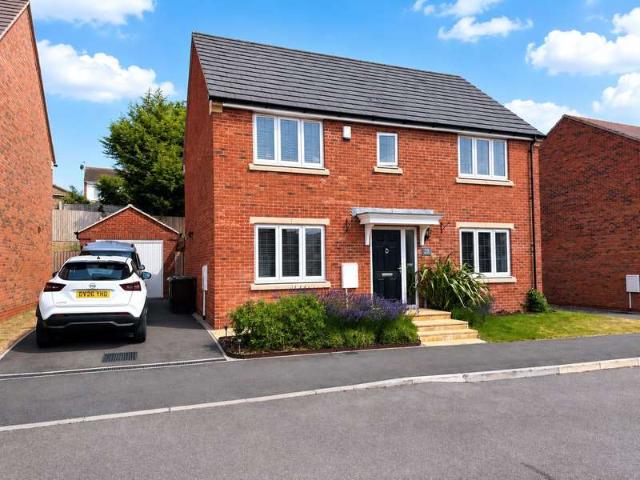 House for sale in Shepshed, Elmfield
