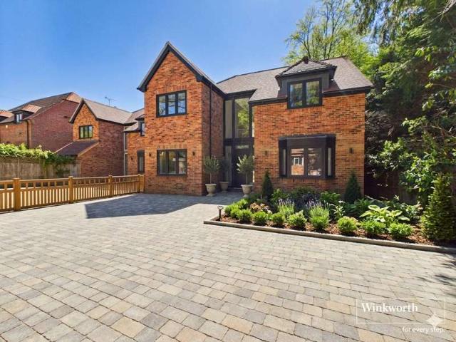 House for sale in Ashmore Green, West Berkshire