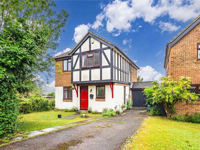 House for sale in Pouchen End, Hertfordshire