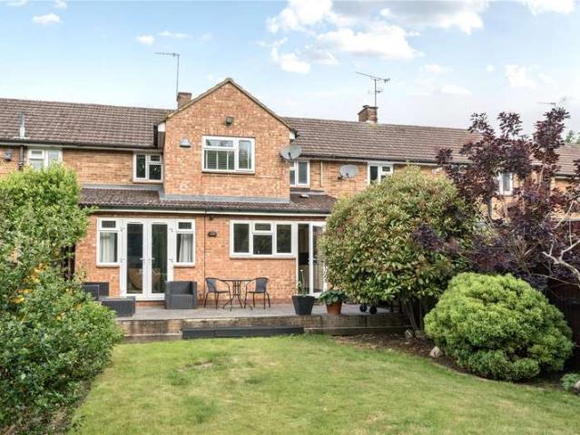 House for sale in Enfield Island Village, Greater London