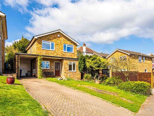House for sale in Pouchen End, Hertfordshire