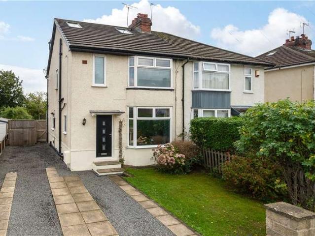 House for sale in Hookstone, Harrogate