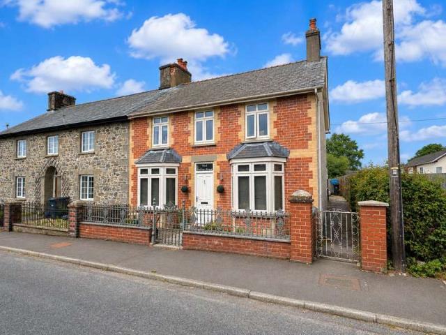 House for sale in Llanyre, Newbridge on Wye