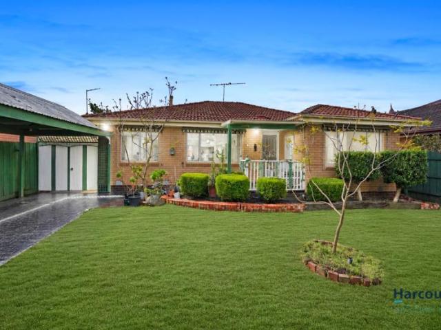 House for sale in Albanvale, Melbourne